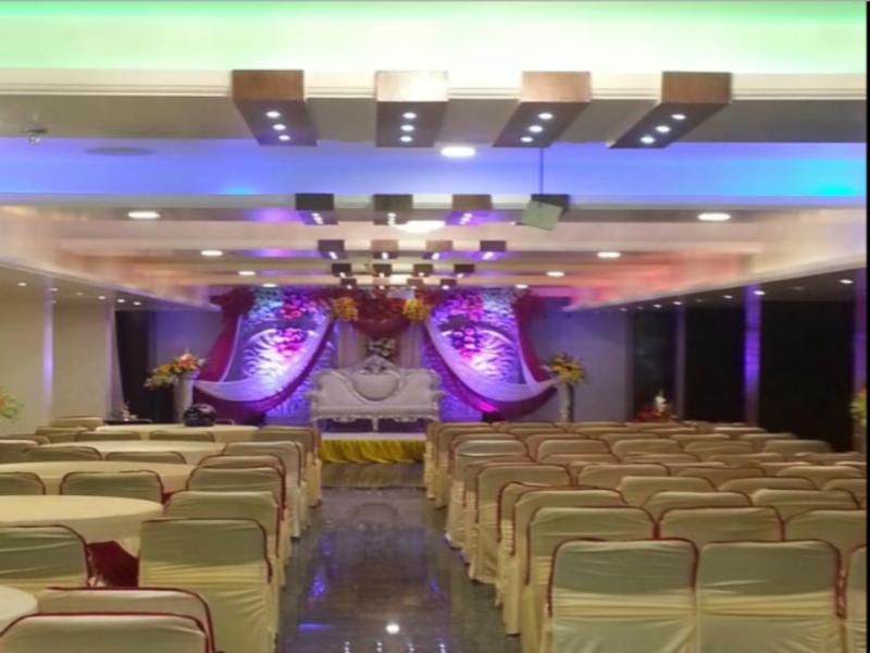 Republic Hotel Патна Екстериор снимка